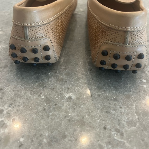 EUC Tod's Leather driver shoes size 36/6 - Picture 5 of 8